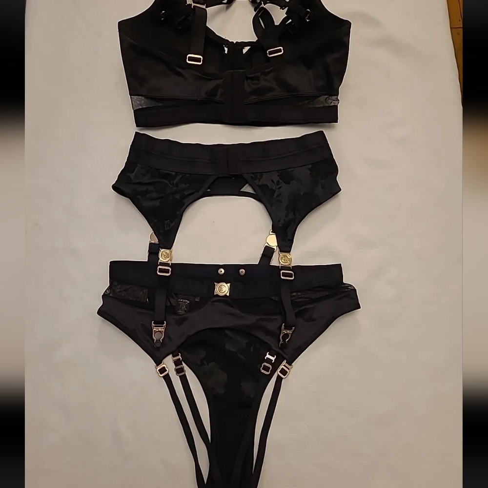 Honey Birdette Markita 3 piece set - Picture 12 of 14
